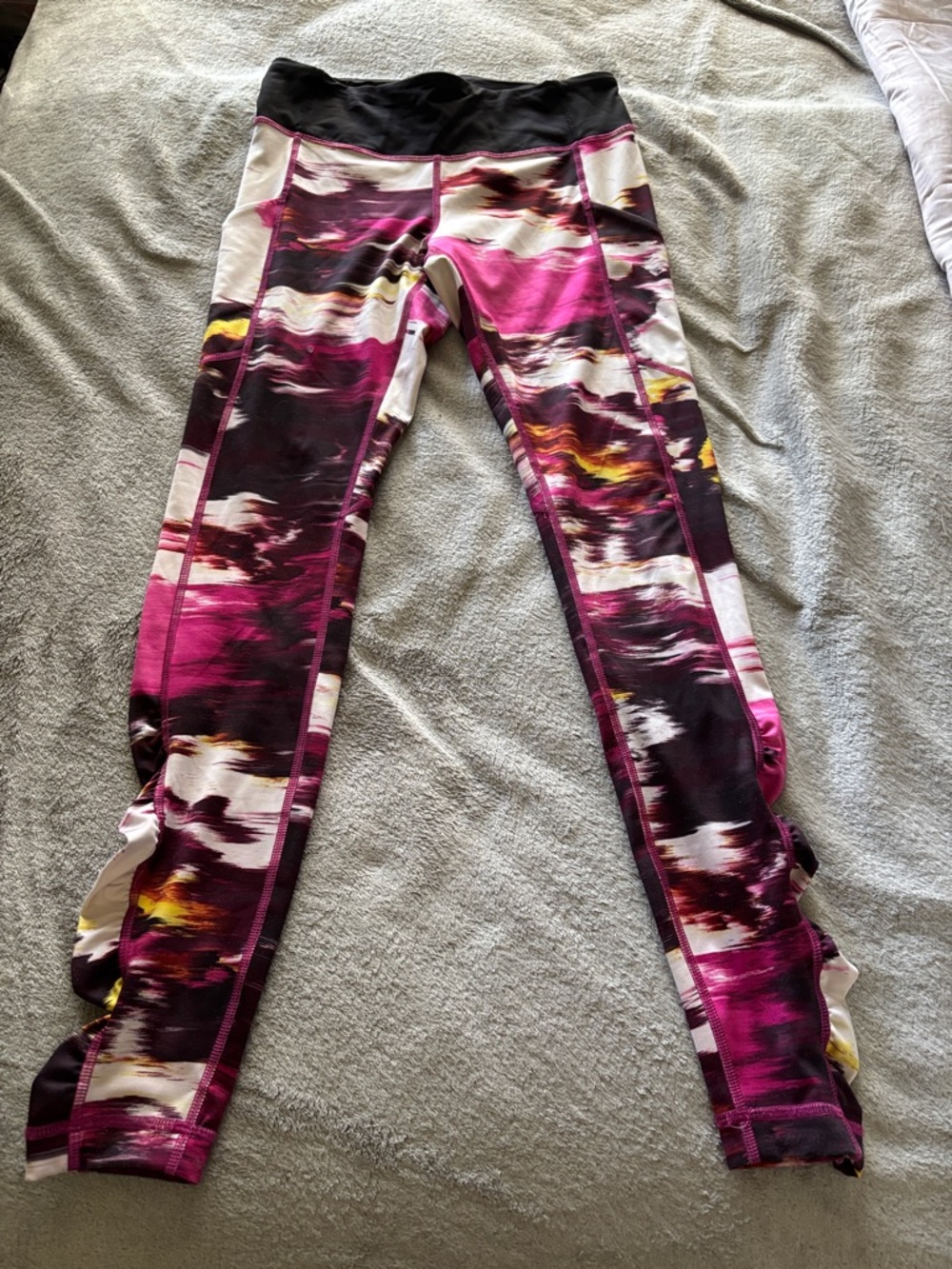 lululemon athletica Magenta, Black & White Abstract Print Leggings